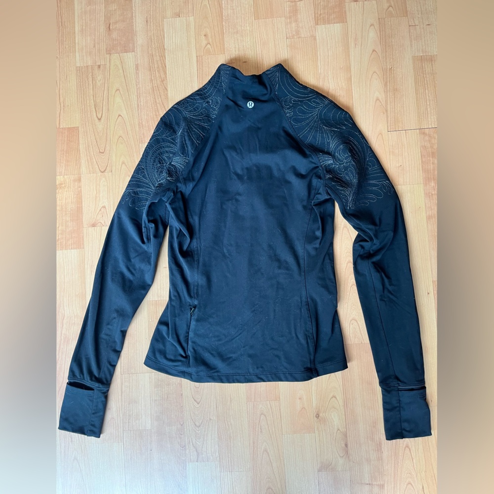 Lululemon Toasty Tech 1/2 Zip - Picture 3 of 6